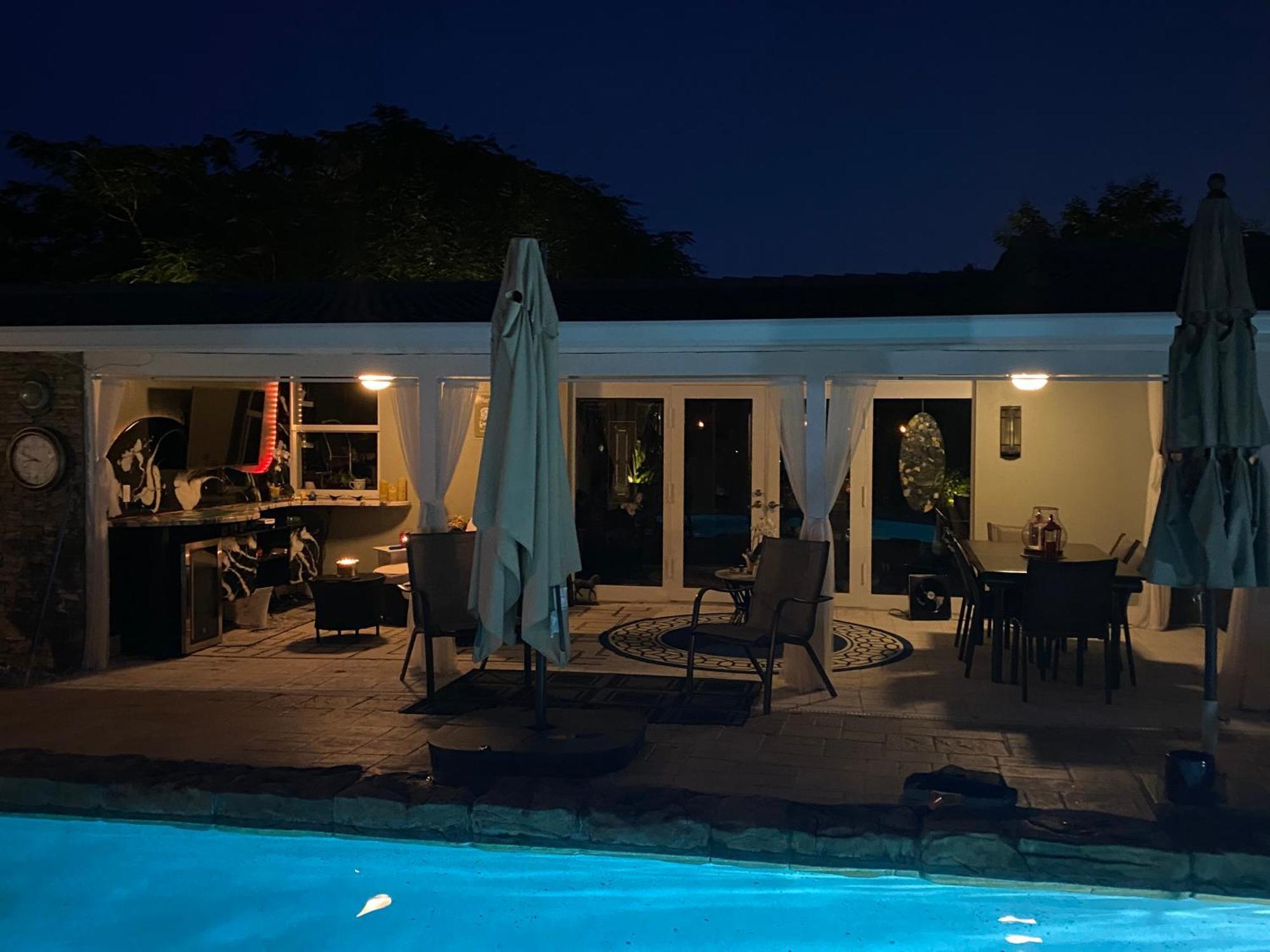 Wilton Manors A Mens Oasis Bed & Breakfast Fort Lauderdale Exterior photo