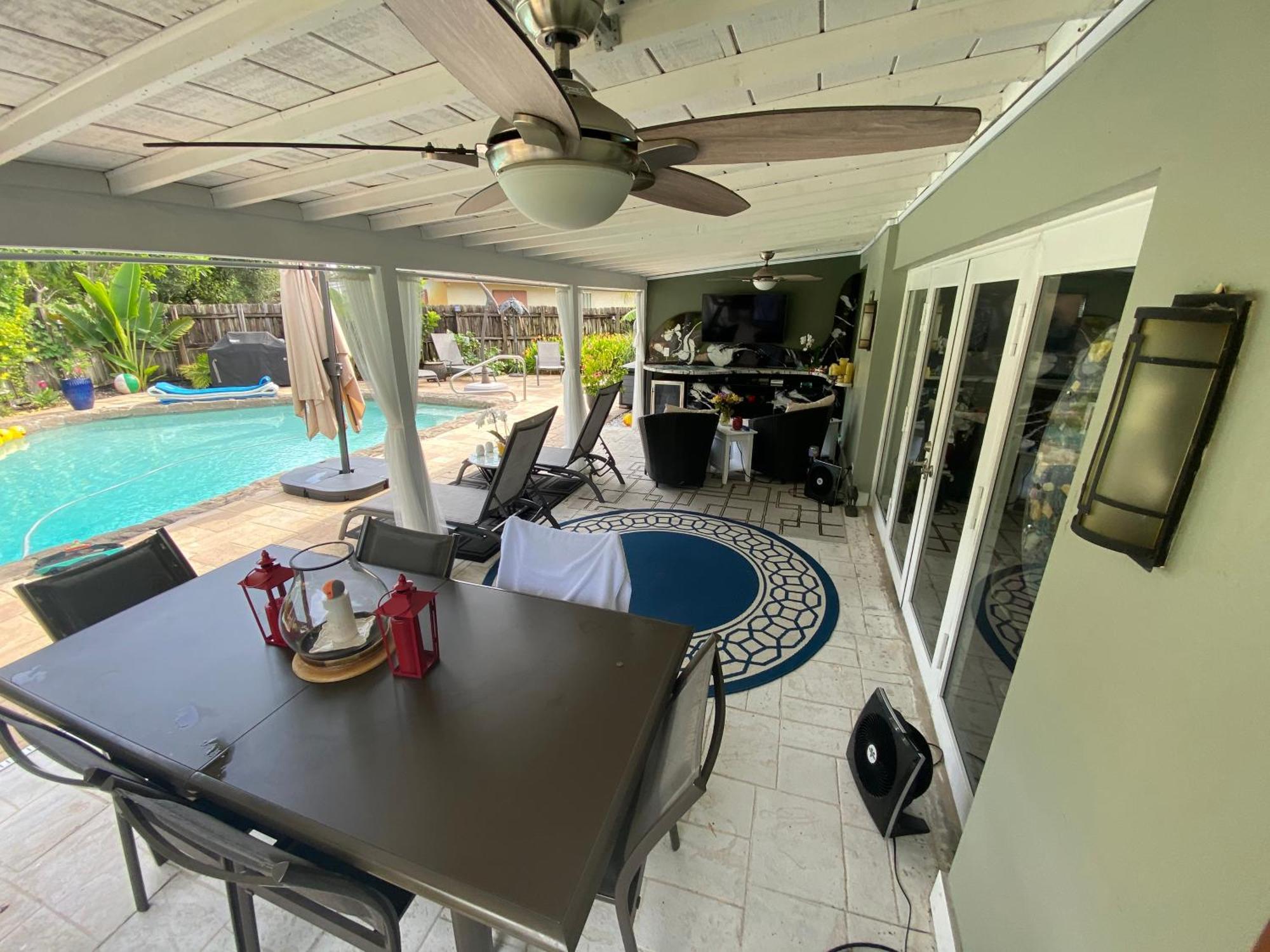 Wilton Manors A Mens Oasis Bed & Breakfast Fort Lauderdale Exterior photo